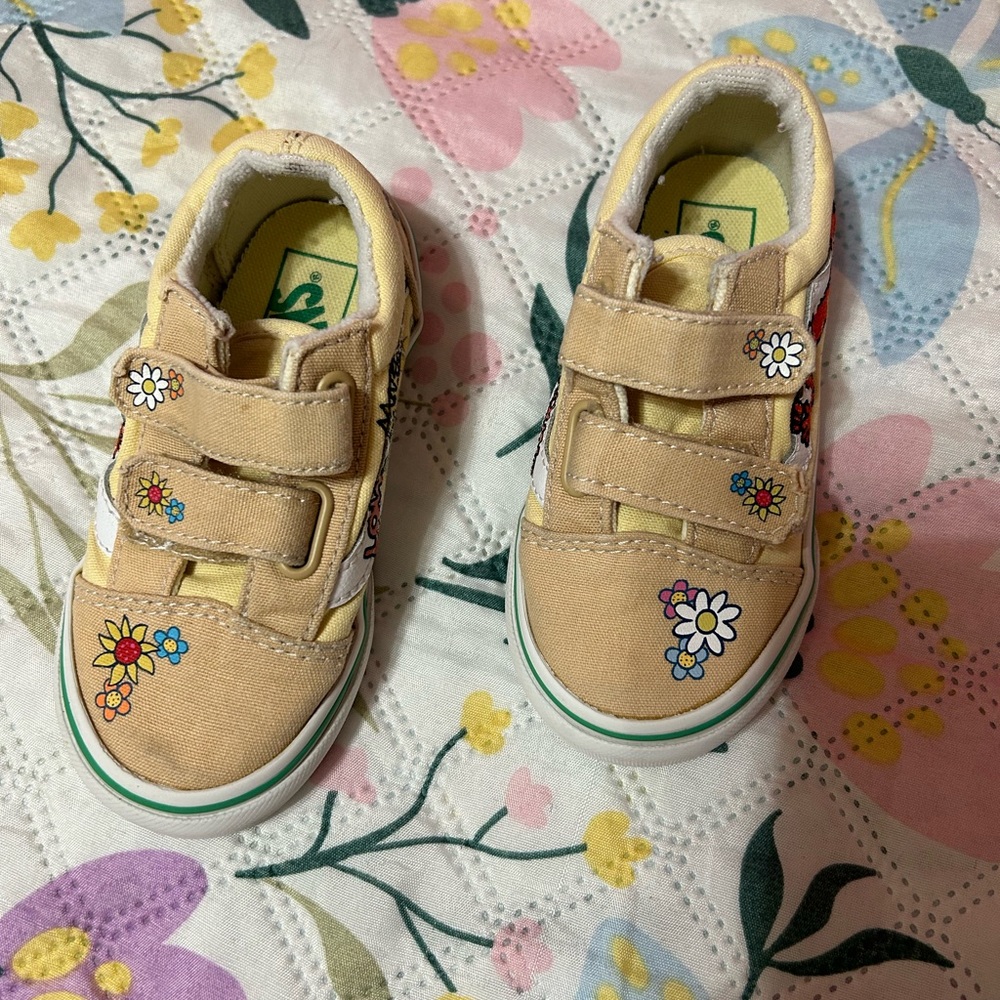 Girl vans